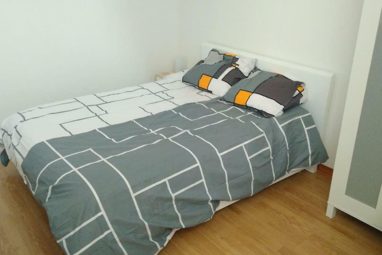 لا روشيل Appart Calme & Moderne Au Coeur De La Ville + Wifi المظهر الخارجي الصورة